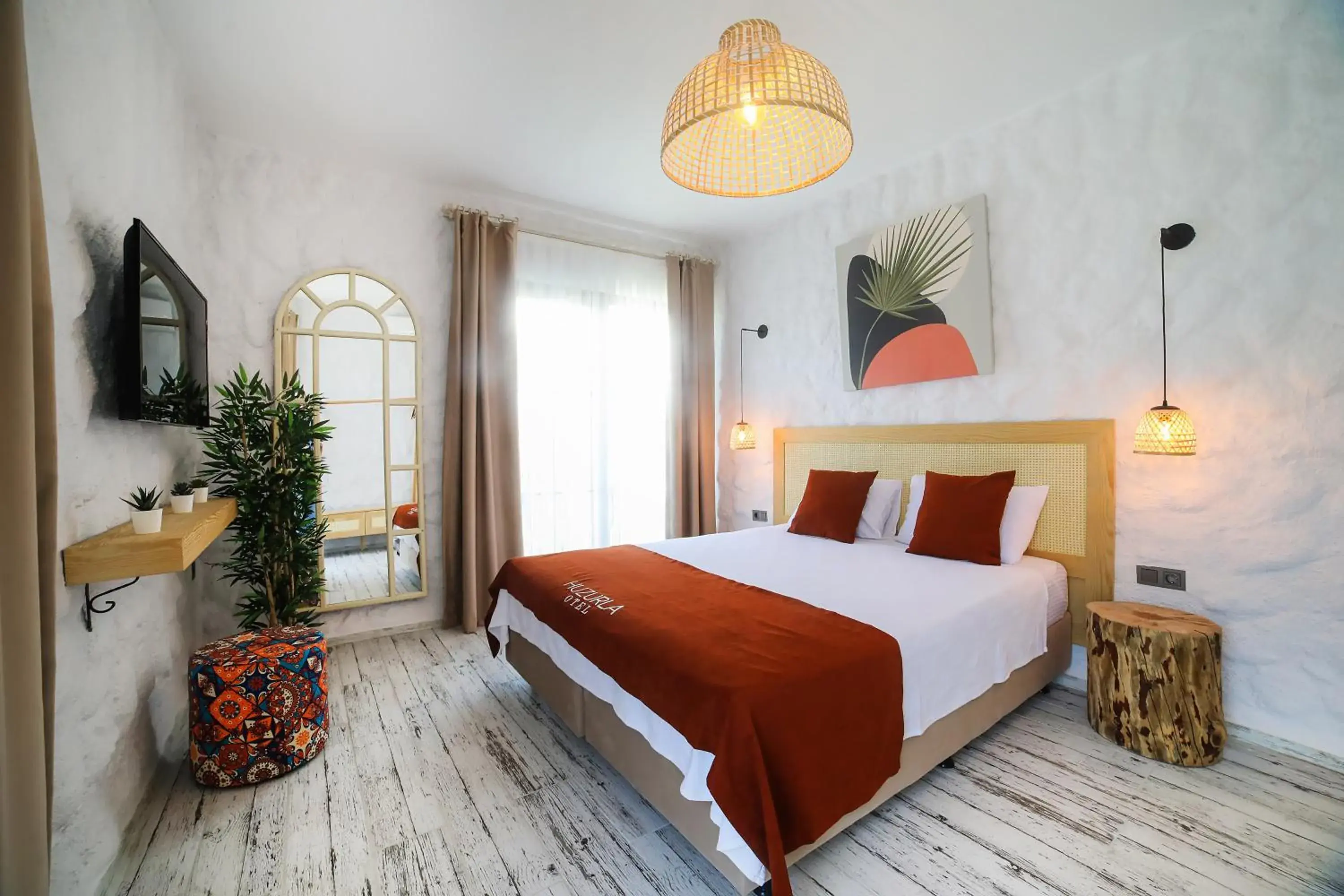 Bed in Huzurla otel